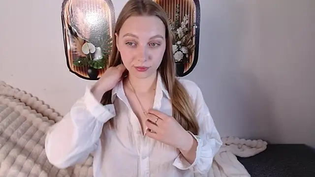 bellaa love  online show from April 23, 12:12 am