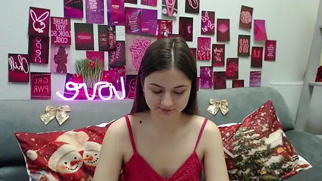 MilanaRoza online show from December 19, 6:09 am