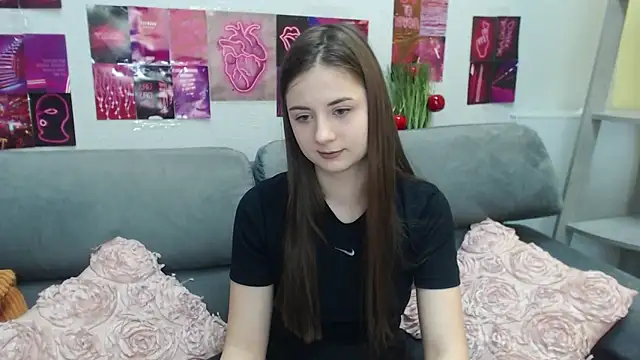 MilanaRoza online show from April 23, 4:57 am