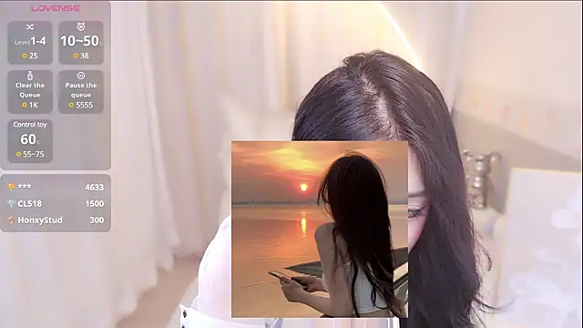 Snapshot of xiaoxiaoguaibao chatting on December 14, 7:46 pm xiaoxiaoguaibao online show from December 14, 7:46 pm