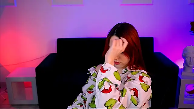 Snapshot of evanellson chatting on December 20, 6:37 pm evanellson online show from December 20, 6:37 pm