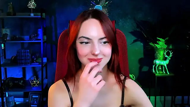 Snapshot of evanellson chatting on February 15, 2:36 pm evanellson online show from February 15, 2:36 pm