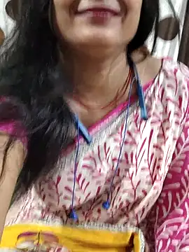 yoursweety09 online show from April 20, 12:02 am