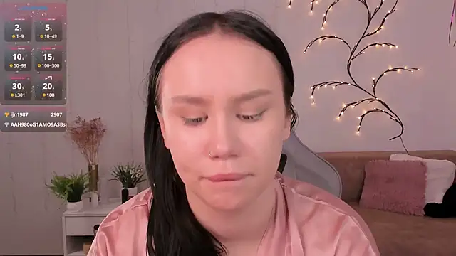 Snapshot of Alisia_Mars chatting on January 20, 9:46 am Alisia Mars online show from January 20, 9:46 am