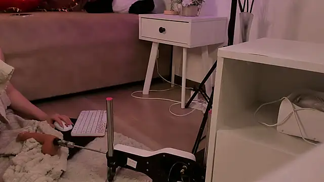 Snapshot of Alisia_Mars chatting on February 1, 8:50 am Alisia Mars online show from February 1, 8:50 am