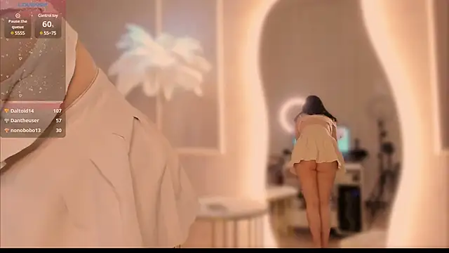 Snapshot of Alisia_Mars chatting on March 2, 12:01 pm Alisia Mars online show from March 2, 12:01 pm