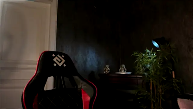 Snapshot of Alisia_Mars chatting on September 20, 5:41 am Alisia Mars online show from September 20, 5:41 am