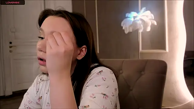 Snapshot of Alisia_Mars chatting on October 1, 5:46 am Alisia Mars online show from October 1, 5:46 am