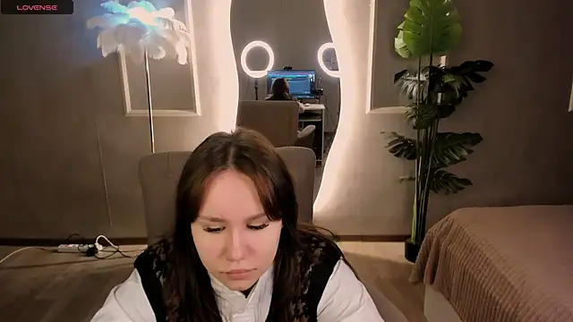 Snapshot of Alisia_Mars chatting on October 12, 5:28 am Alisia Mars online show from October 12, 5:28 am