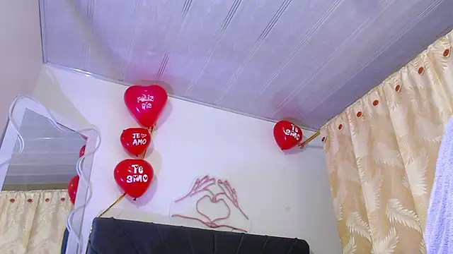 Laylafoxy tay online show from February 22, 6:06 am