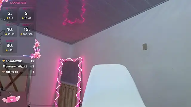 Laylafoxy tay online show from March 14, 6:21 am