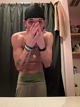 WhiteChocolateSwirlz online show from March 31, 1:07 am