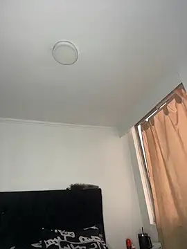 Im Valen Cute online show from March 10, 10:24 pm