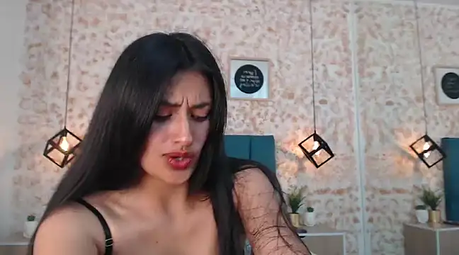 Snapshot of July_gh chatting on December 23, 8:14 pm July gh online show from December 23, 8:14 pm