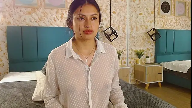 Snapshot of July_gh chatting on March 20, 11:45 pm July gh online show from March 20, 11:45 pm