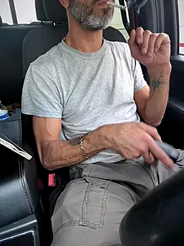 KBD85 online show from October 18, 6:41 pm