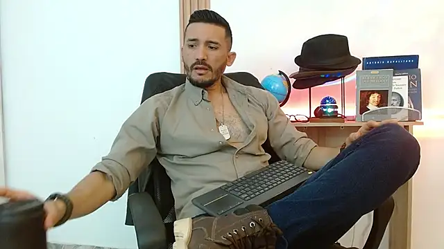 Reiko 85  online show from November 25, 2:39 pm