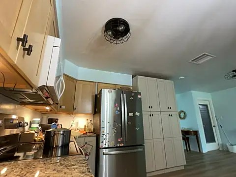 lancehungsandbaby online show from September 21, 2:19 pm