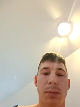 Snapshot of Kriszo99A chatting on January 2, 12:35 pm Kriszo99A online show from January 2, 12:35 pm