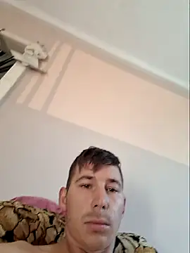 Snapshot of Kriszo99A chatting on October 13, 8:36 am Kriszo99A online show from October 13, 8:36 am