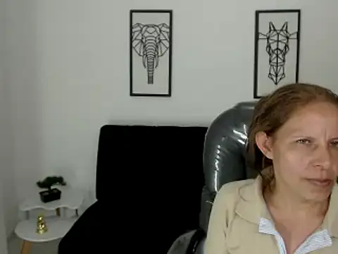 Milf karlye online show from February 11, 4:33 am