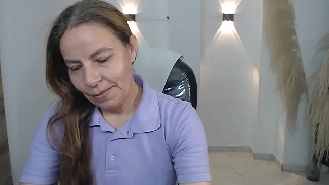 Milf karlye online show from December 16, 1:32 am