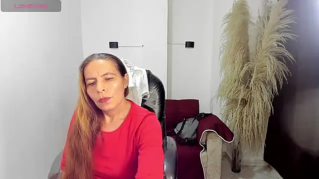 Snapshot of Milf_karlye chatting on June 21, 3:42 am Milf karlye online show from June 21, 3:42 am