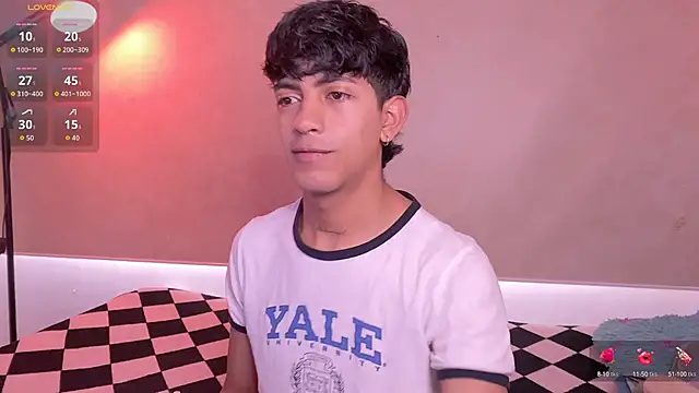 Snapshot of teobowny_ chatting on September 21, 7:04 pm teobowny online show from September 21, 7:04 pm