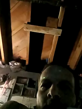 Whipit323 online show from February 22, 8:46 am