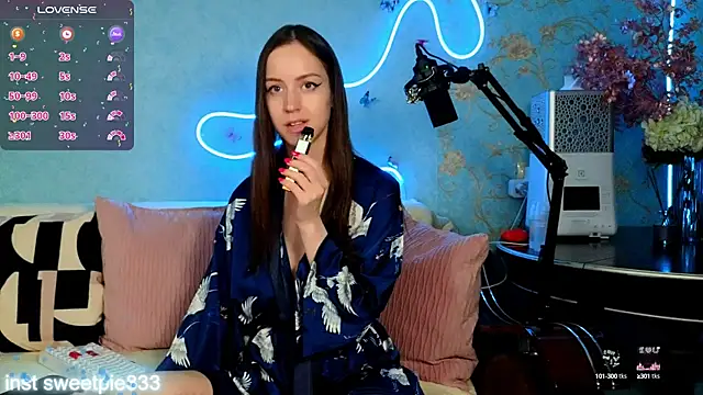 Anal Girl  online show from January 6, 6:52 pm