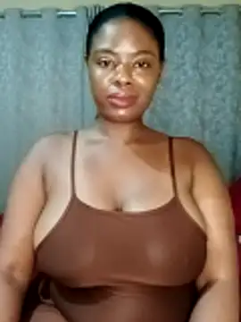 Luciouslips00 online show from November 9, 7:01 pm