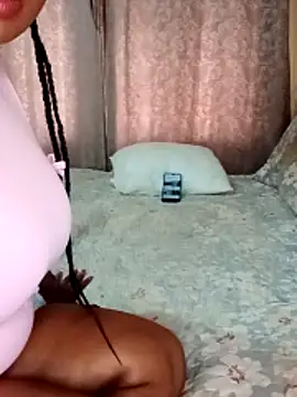 Luciouslips00 online show from December 1, 6:29 am