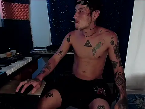 Snapshot of patrik_tattoo_ chatting on March 4, 10:27 pm patrik tattoo online show from March 4, 10:27 pm