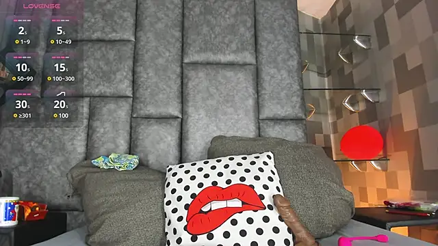 Corina Taylor  online show from March 13, 11:51 am