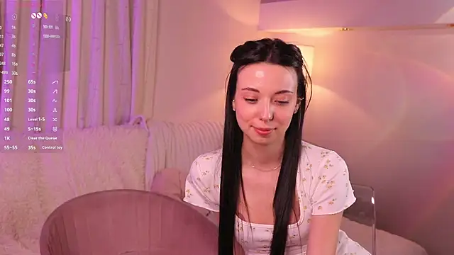 SelestaRobertson online show from May 6, 4:34 pm