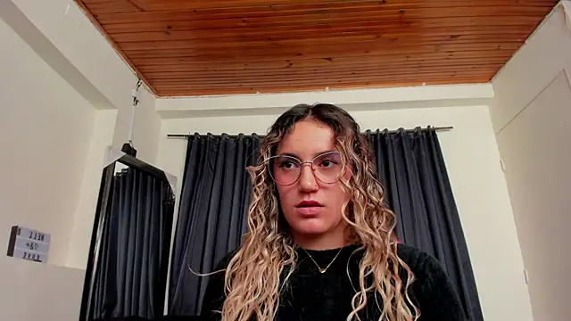 Keyth clement online show from April 7, 9:59 pm