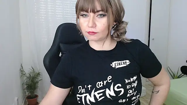 Snapshot of Genesisgems11_ chatting on February 28, 7:15 am Genesisgems11  online show from February 28, 7:15 am