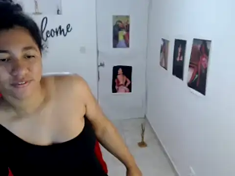 Snapshot of bellacrespalatina chatting on January 4, 4:54 pm bellacrespalatina online show from January 4, 4:54 pm