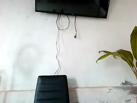 bellacrespalatina online show from April 1, 5:43 pm