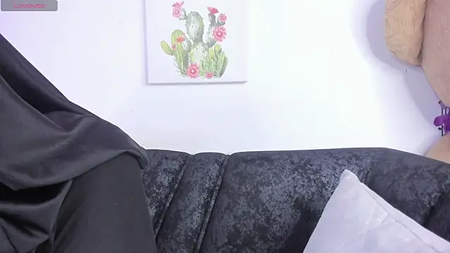 zulema parvin online show from April 23, 11:09 am