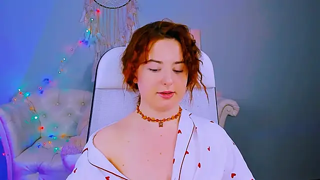 AnnTerry  online show from February 25, 3:38 pm