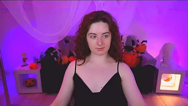 AnnTerry  online show from November 4, 8:35 am