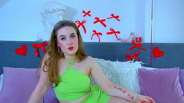 Snapshot of DanaDrake chatting on February 25, 9:57 pm DanaDrake online show from February 25, 9:57 pm