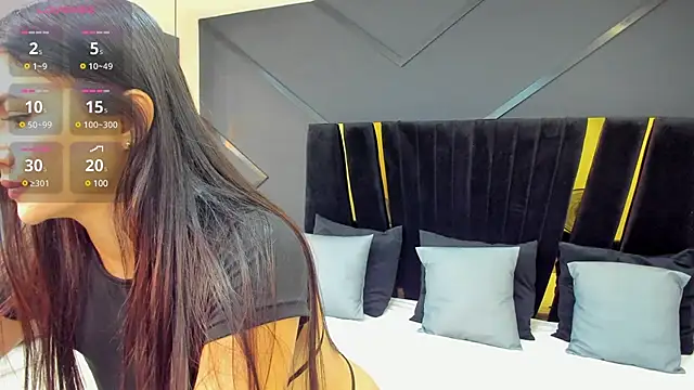 Snapshot of emilie_xx_ chatting on December 5, 5:28 pm emilie xx online show from December 5, 5:28 pm