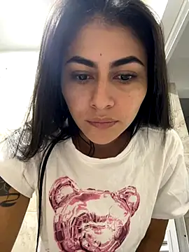 Snapshot of emilie_xx_ chatting on October 5, 2:48 pm emilie xx online show from October 5, 2:48 pm
