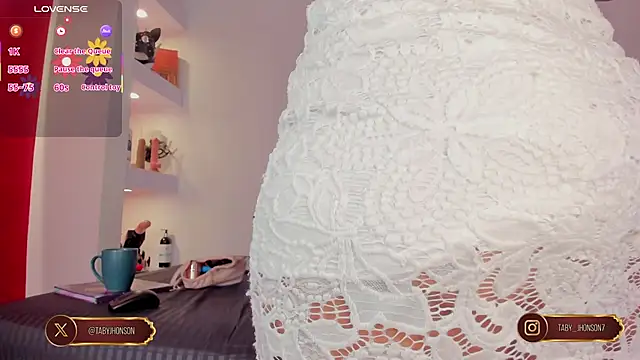 TabyJhonson online show from September 19, 12:39 pm