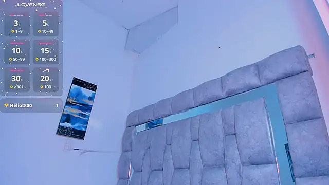 zulyjones online show from March 11, 9:59 pm