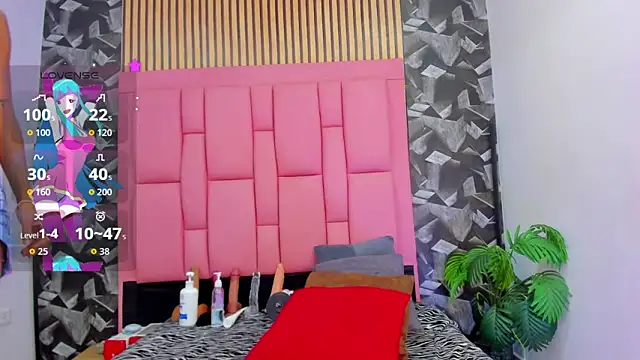 Brithanyslim online show from April 18, 6:45 pm