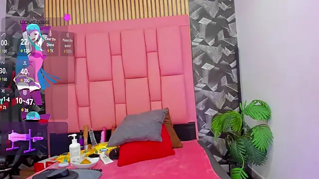 Brithanyslim online show from April 22, 7:26 pm