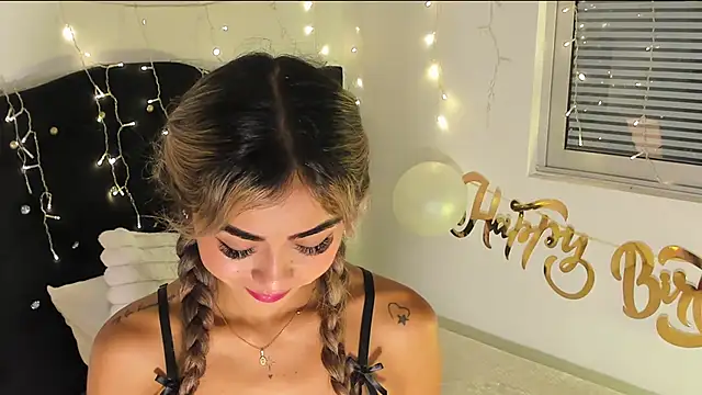 Annyy Ricee28 online show from February 27, 9:31 am